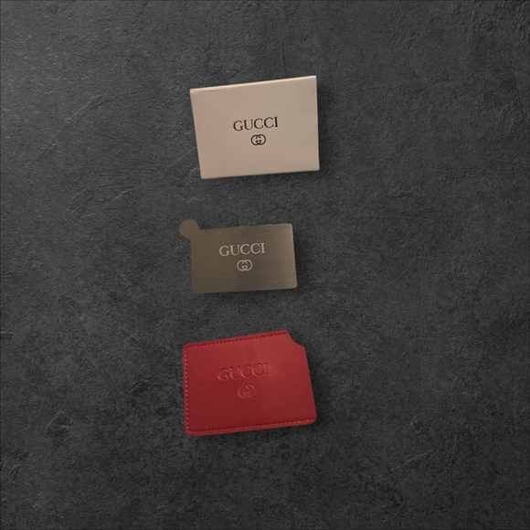 3.5' X 2.5 FASHIONABLE card Holder with mirror - Picture 3 of 6